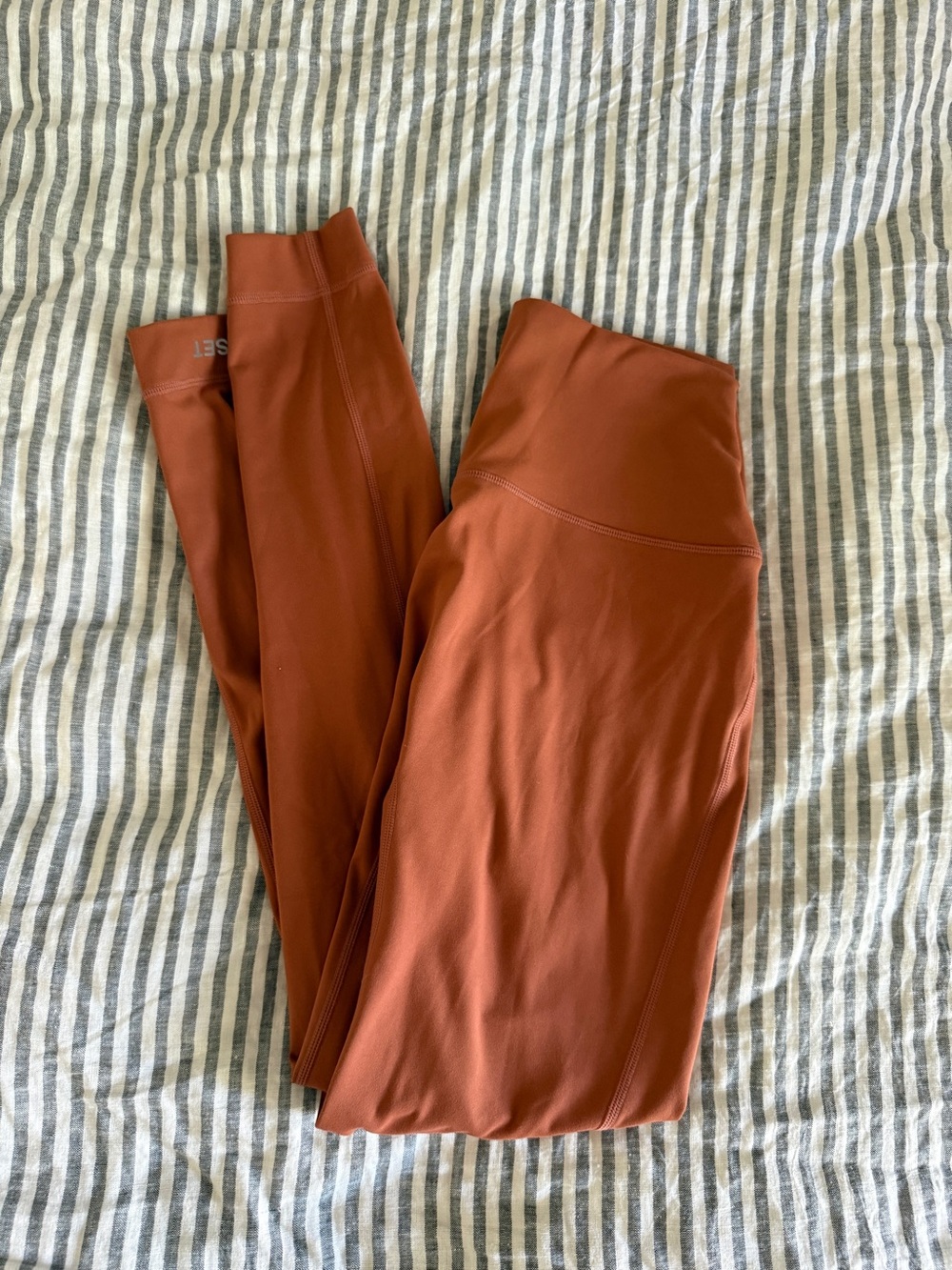 SET Active Leggings